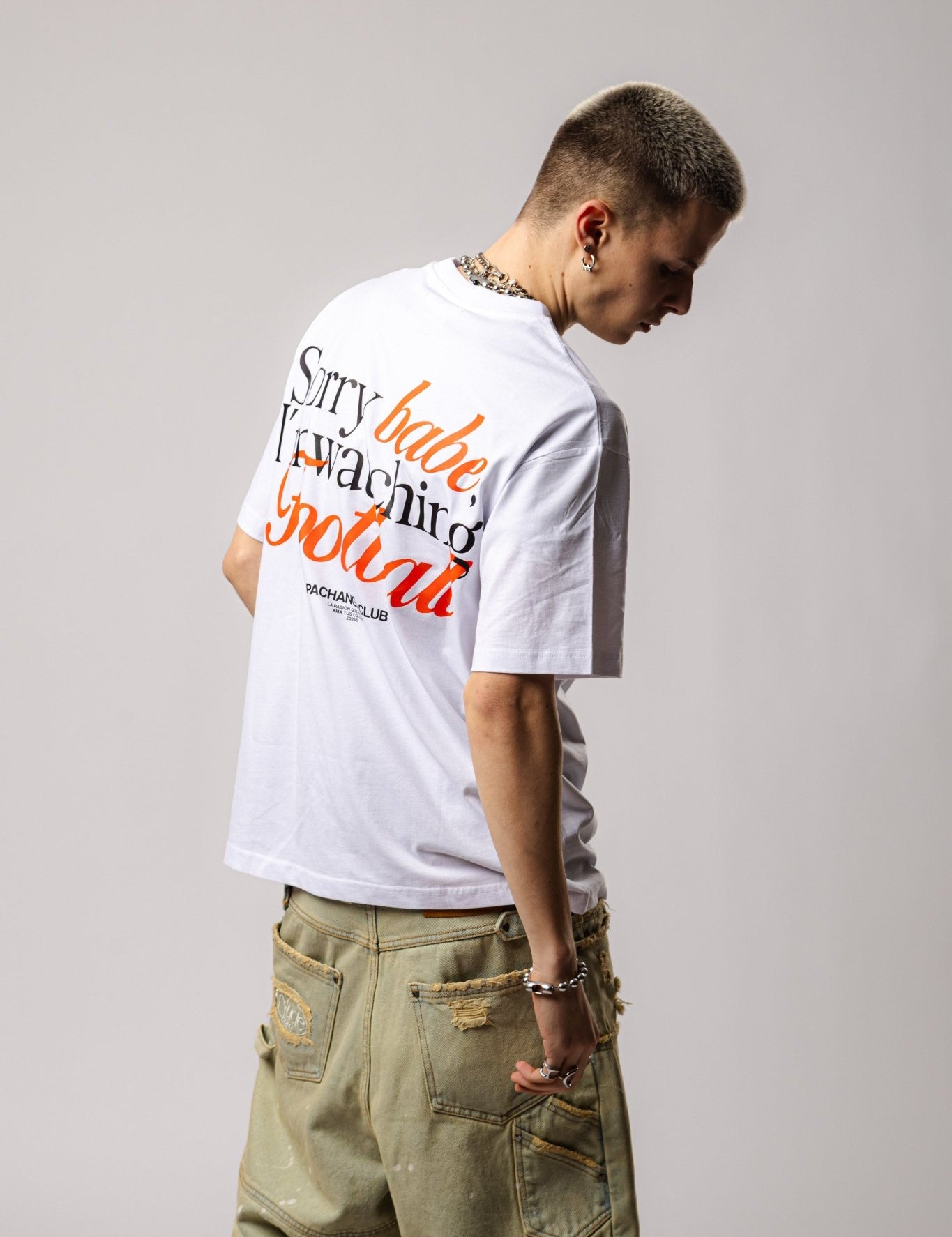 Camiseta "Sorry babe, I´m watching football" - Pachanga Club