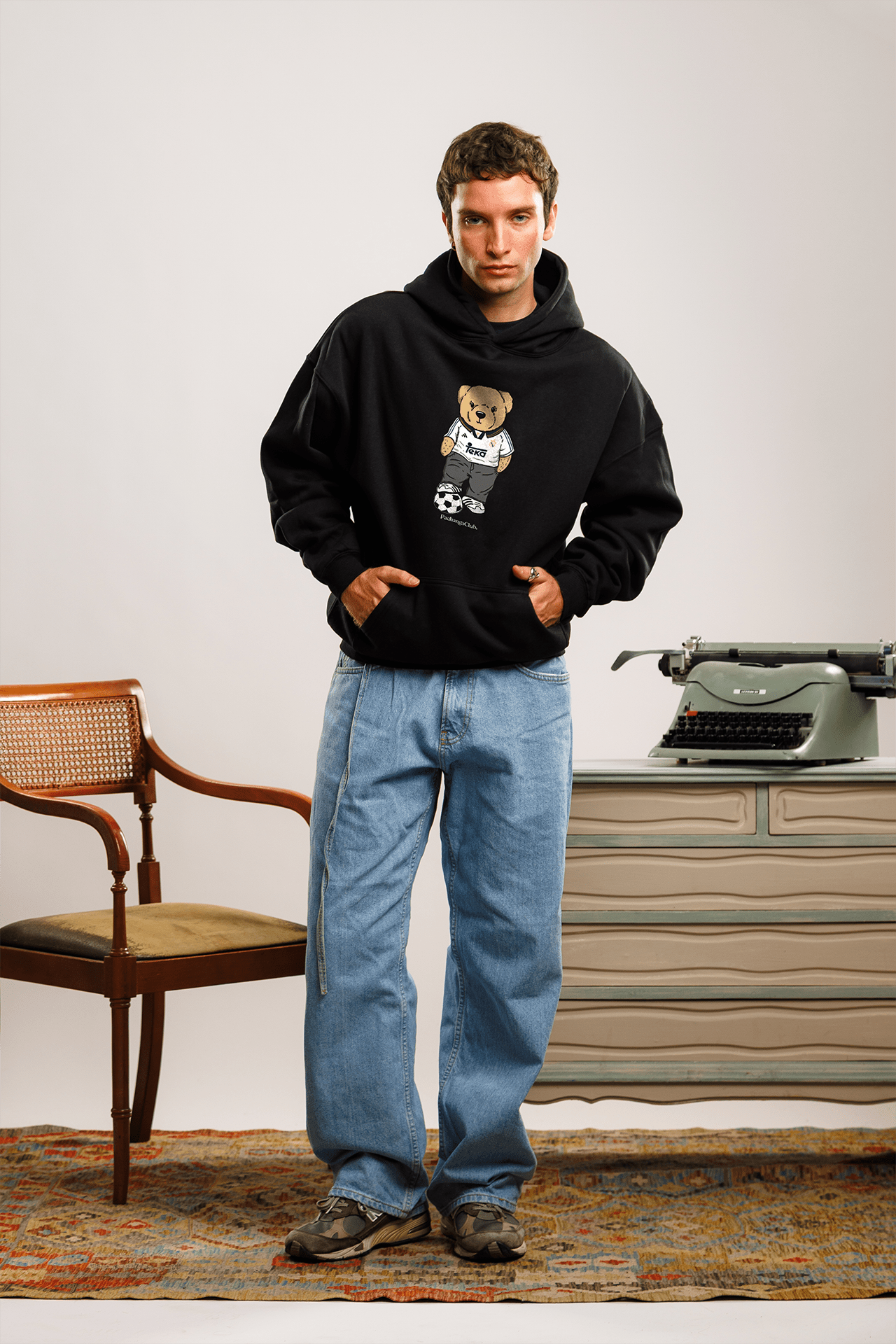 Sudadera "Pacho Vikingo" - Negro - Pachanga Club